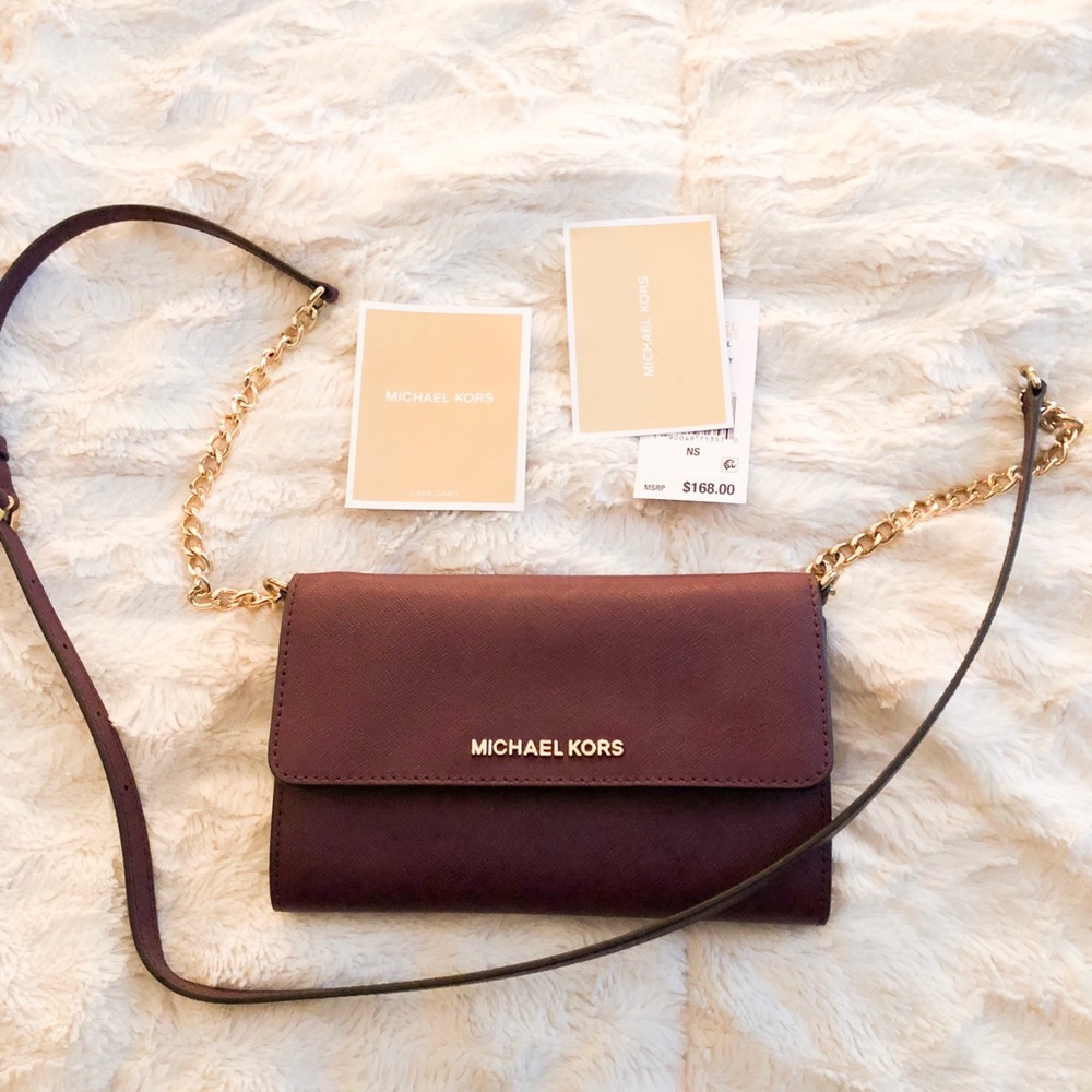 Michael Kors jet set phone crossbody